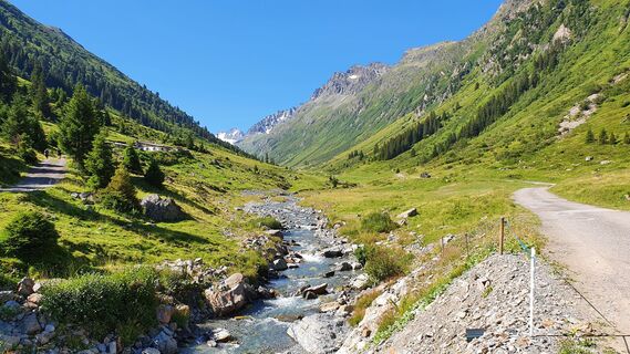 3.5 km Blick auf die Schnapfenalpe (Rückfahrt)