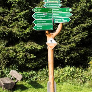 Wegweiser am Trockenberg