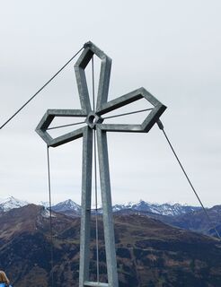 Fotografija s spletne strani Marchl na poti