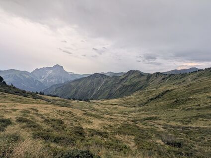 Fotografija s spletne strani Arne Schlieder na poti
