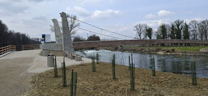 Fotografija s spletne strani Annemarie Hartner na poti