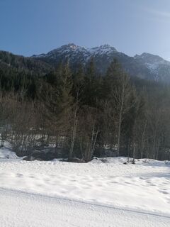 Fotografija s spletne strani R. H na poti