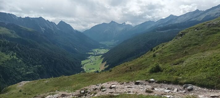 Zdjęcie z Gabriele Cucchi wzdłuż trasy