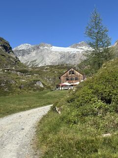 Fotografija s spletne strani WALTER SCHROEDER na poti