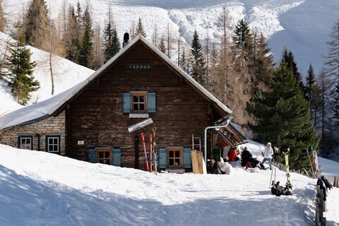 Die Schönwetterhütte im Großsölktal