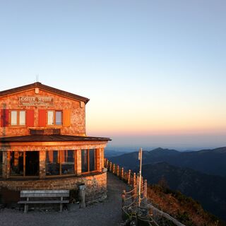 Blick auf die Ostlerhütte