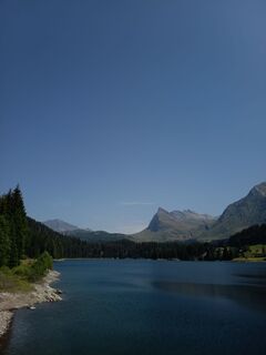 Fotografija s spletne strani Aner na poti