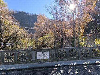 Fotografija s spletne strani Gerry Girardi na poti