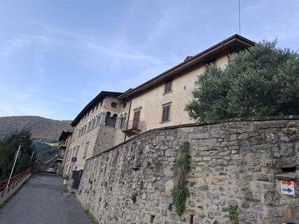 Fotografija s spletne strani Edi Chi na poti