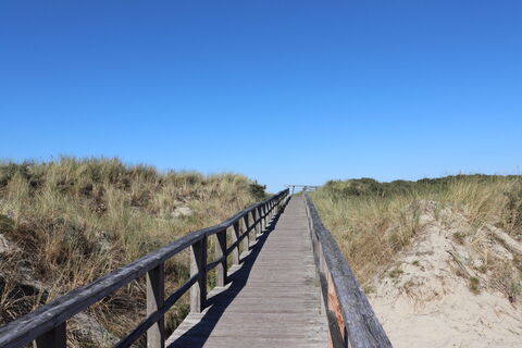 Winterwanderung-Strandpromenade-Juist.JPG