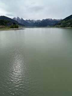 Fotografija s spletne strani Ewald Zweifel na poti