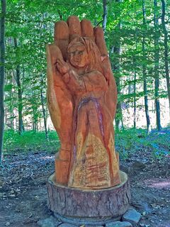 Ohrdruf Waldgeister und Feen Pfad - Schützende Hand