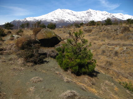 Die Landschaft des Pelati-Gebirges