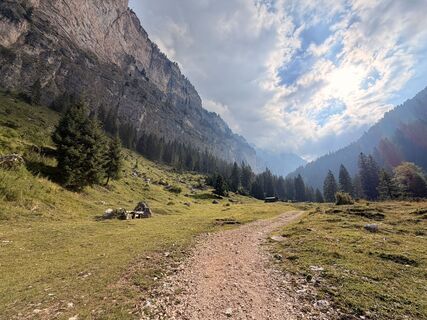 Fotografija s spletne strani Thorsten Tom Freund na poti