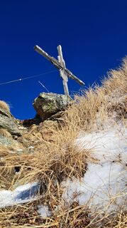 Fotografija s spletne strani hpk69 na poti