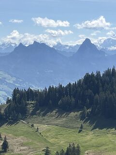 Fotografija s spletne strani Ewald Zweifel na poti
