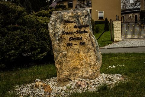Gedenkstein in Kleinbocka