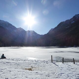 Erwärmende Sonnenstunden am Jägersee.