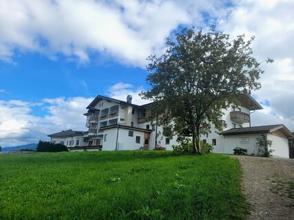 Fotografija s spletne strani mmecki na poti