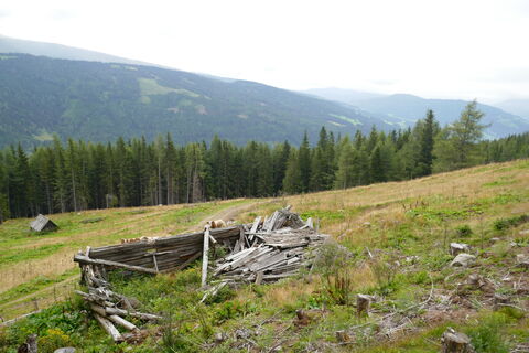 die verfallene Schäftnerhütte