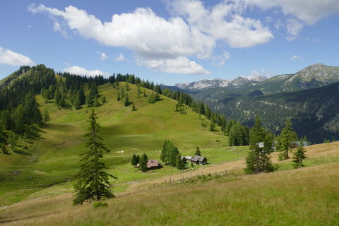 die malerische Schneehitzalm