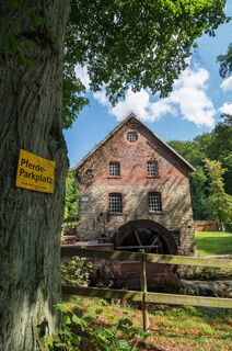 Wandern auf dem Mühlenweg am Wiehengebirge