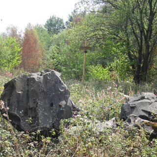 Wegweiser mit Basalt