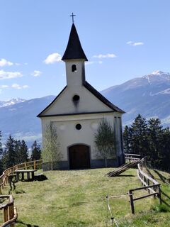 Fotografija s spletne strani Wolfgang Bloder na poti