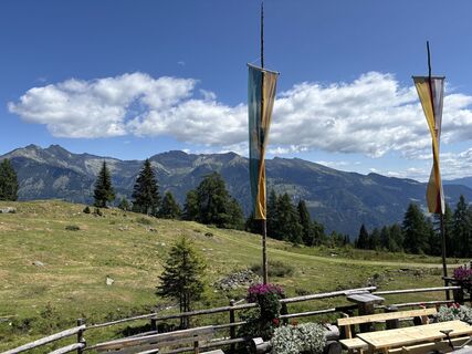 Fotografija s spletne strani Thomas Dullnig na poti
