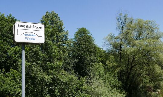 Europahof-Brücke: Vöckla