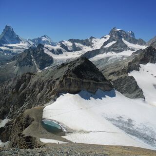 Aussicht vom Mettelhorn mit dem Platthorn im  Vordergrund