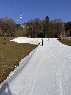 Foto von Familie Lamboo entlang der Tour