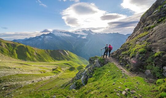 glocknerkrone-etappe-2-blickaufgrossglockner-hintere-ochsenalm-c-peter-maier-496.jpg