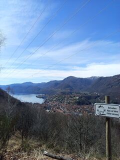 Zdjęcie z Paolo Paganini wzdłuż trasy