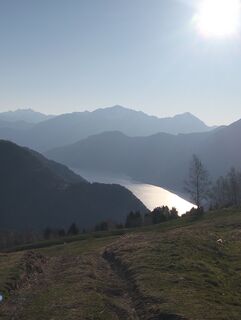 Zdjęcie z Daniele Berini wzdłuż trasy