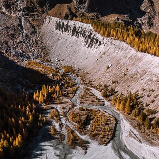 Gletschersee im Herbst