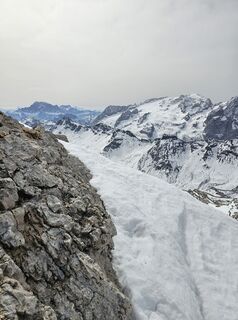 Zdjęcie z Nedžad Jušić wzdłuż trasy