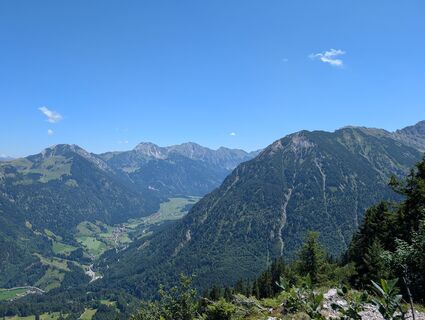 Fotografija s spletne strani Leif na poti