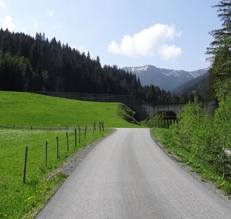 Kreuzerlehenweg