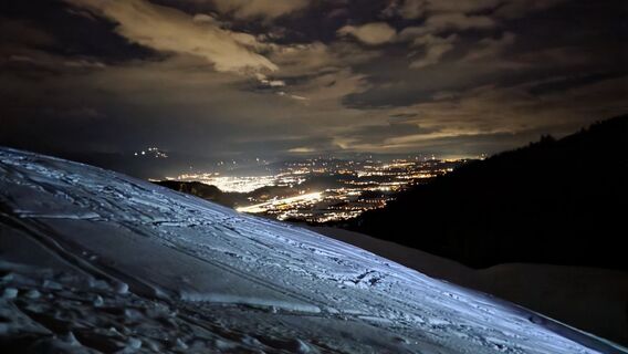 Zdjęcie z Martin Lexa wzdłuż trasy