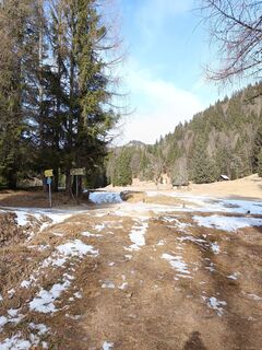 Zdjęcie z Oskar Šolar wzdłuż trasy