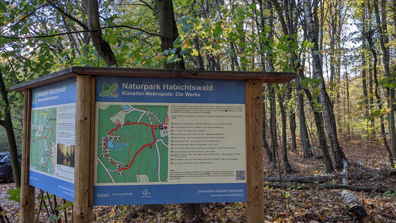 Wandertafeln am Wanderparkplatz Nekropole