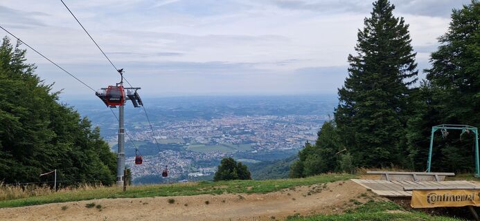 Fotografija s spletne strani Štefan Sumper na poti