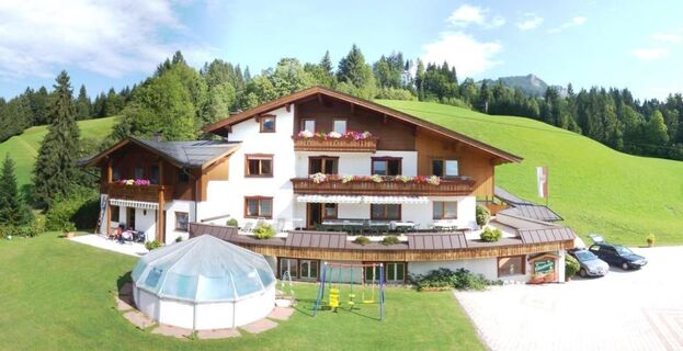 Gästehaus Elisabeth im Sommer