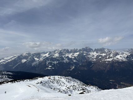 Foto de Maja Vései a lo largo del recorrido