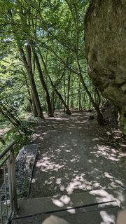 Fotografija s spletne strani Ralph Schneck na poti