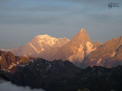 A064 Alpen