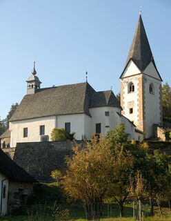 Pfarrkirche Kraig mit Propstei