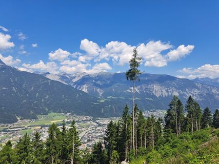 Zdjęcie z Ljubow Obidina wzdłuż trasy