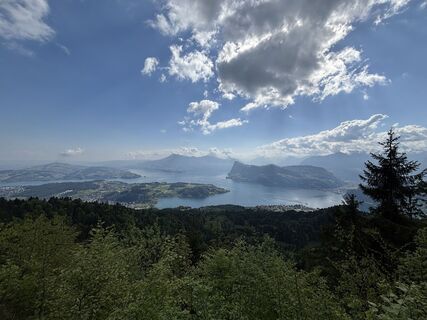Foto de Dominik Wymann a lo largo del recorrido